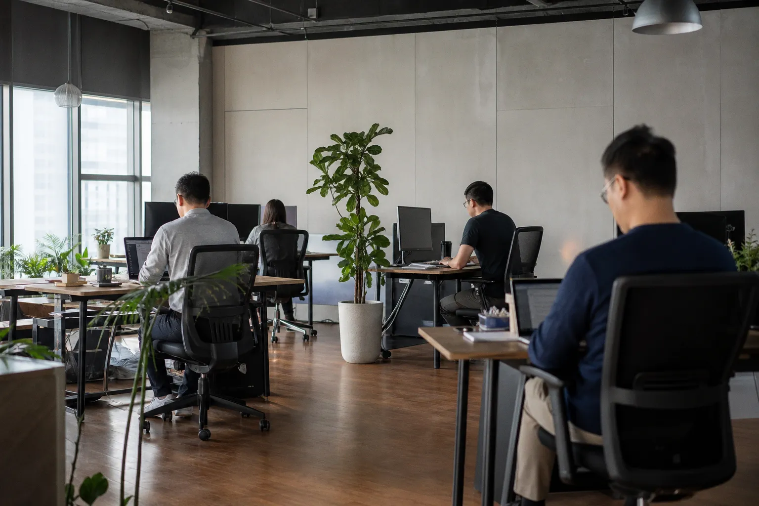 NFT and RWA Sectors Defy Market Downturn as Capital Rotates Toward Structural Value